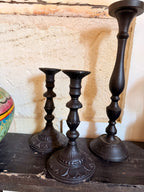 Ensemble de bougeoirs décoratifs en résine